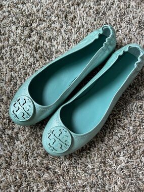 Tory Burch Mint Green Leather Ballet Flats with Logo Medallion